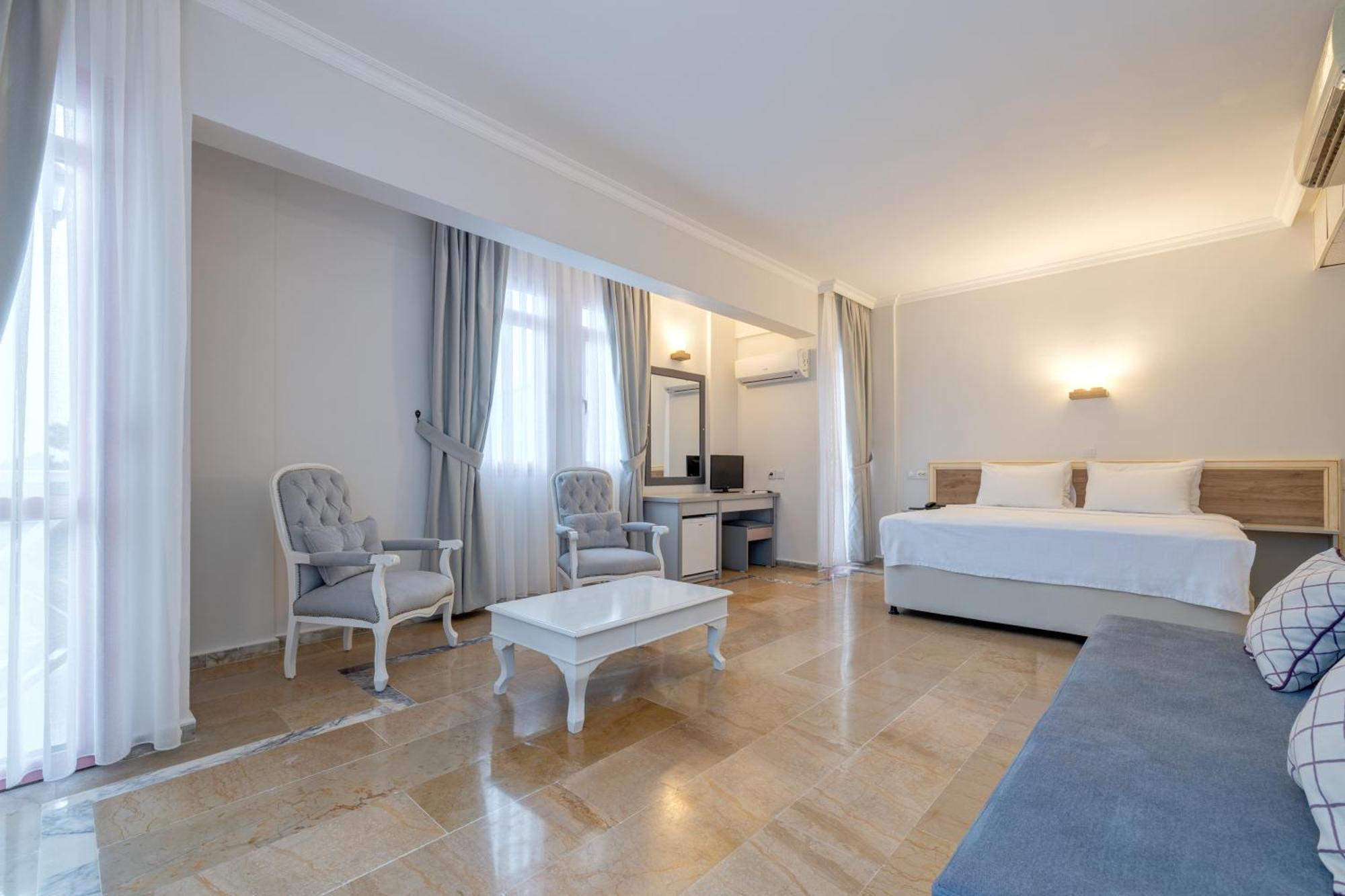 Hanedan Beach Hotel Фоча Екстериор снимка