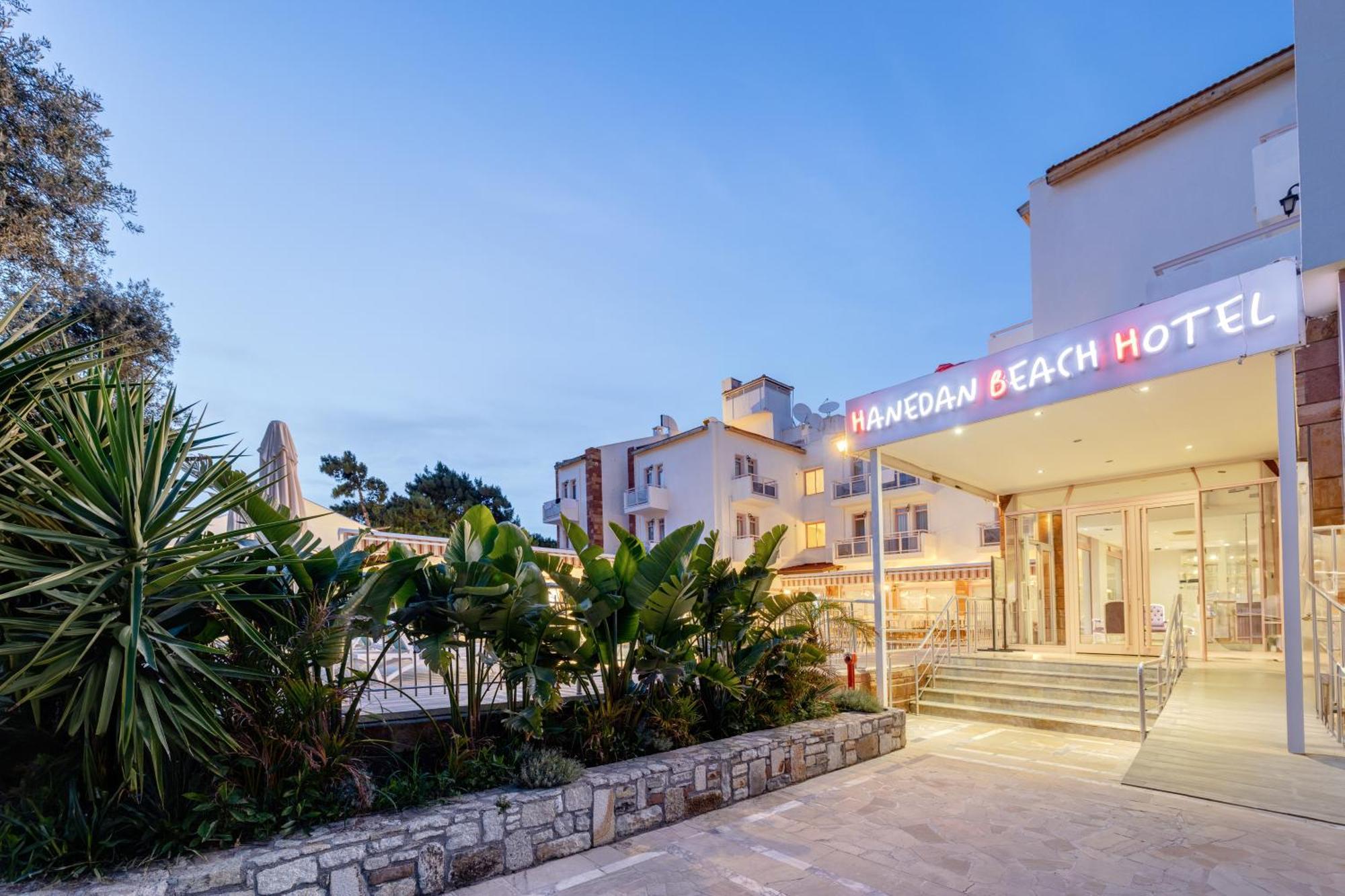 Hanedan Beach Hotel Фоча Екстериор снимка