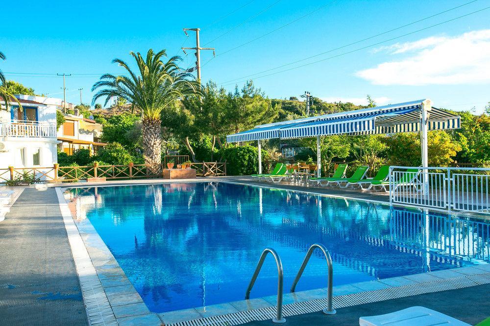 Hanedan Beach Hotel Фоча Екстериор снимка