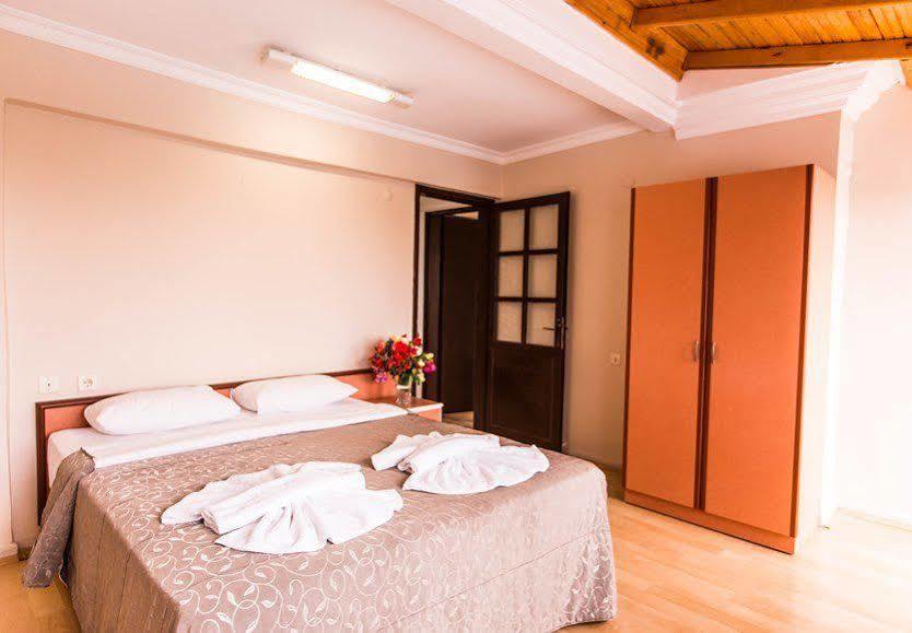 Hanedan Beach Hotel Фоча Екстериор снимка
