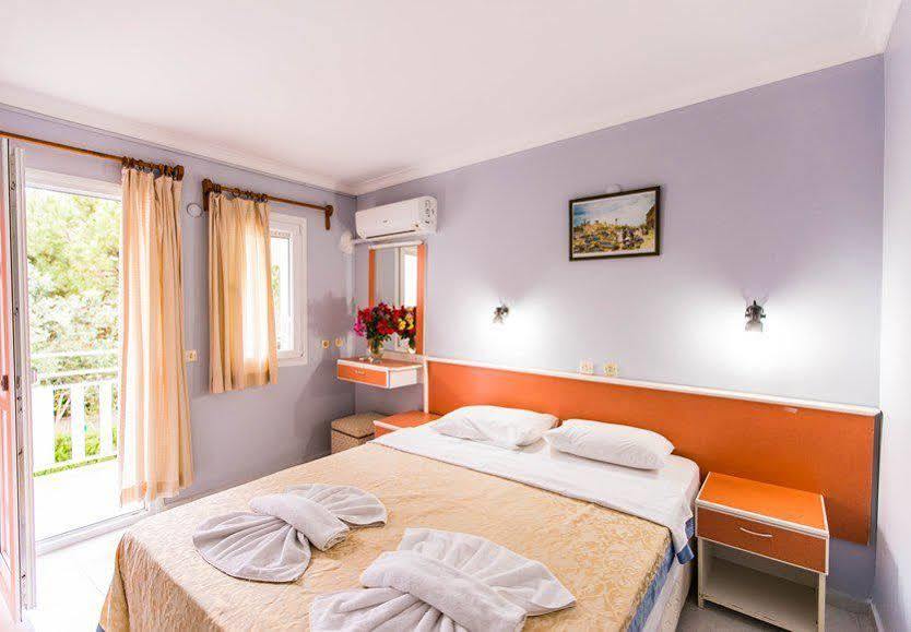Hanedan Beach Hotel Фоча Екстериор снимка